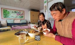 50岁夫妇吃瓜,五十岁夫妇的甜蜜瓜趣时光