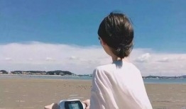 吃瓜女生背影头像