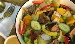 贝贝瓜蒸着吃还是煮着吃,蒸着吃还是煮着吃，营养美味大不同