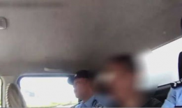 鲍某某吃瓜视频,揭秘娱乐圈幕后真相